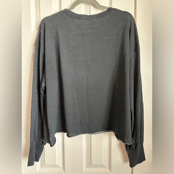 CJLA “Coast” relaxed pullover in Lg. Semi-distressed look, black. - Picture 2 of 3